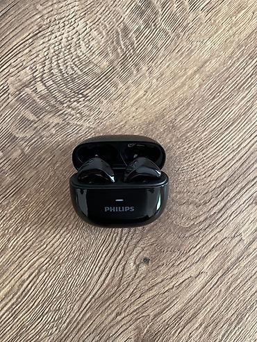 sm58 mikrofon: Philips True Wireless qulaqlıq - Rəng: qara, parlaq örtük - Dizayn — 2