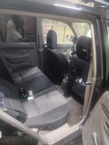 Mazda Demio: 2002 г., 1.5 л, Кол менен иштөөчү, Бензин, Хетчбек — 6