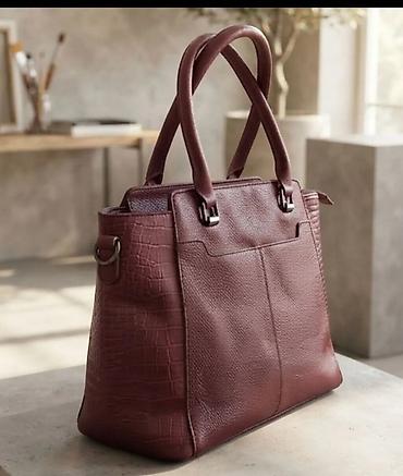 Elegantna ženska torba – bordo boja - Materijal: kvalitetna eko koža