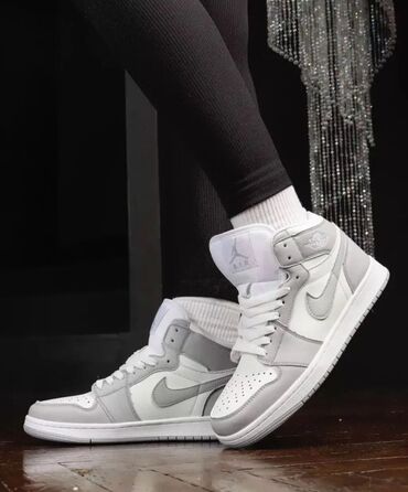 майкл корс кроссовки женские цена: Кроссовки, 38, Air Jordan, Новый, цвет - Белый, Самовывоз