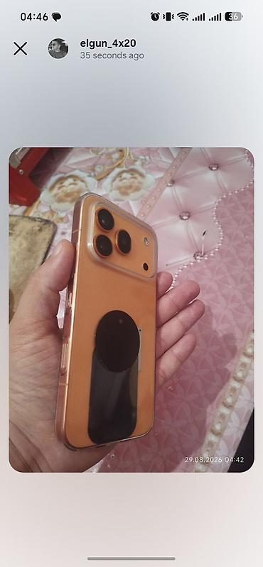 pişik şəkilləri çəkmək: Məhsul: Smartfon (ekran içi barmaq izi oxuyuculu) Xüsusiyyətlər: - Ön — 2