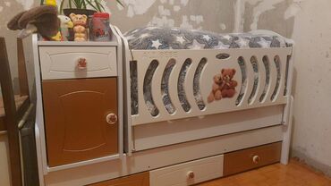 yataq xesteleri ucun dosek: Oğlan və qız üçün, Dördbucaq, Beşik, Dəst ilə, Matras ilə, Yellənmə mexanizmsiz