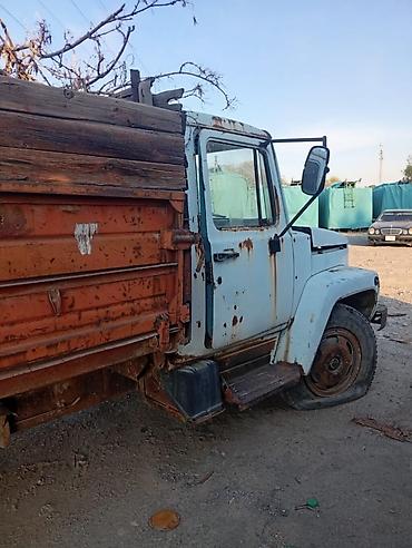 Продаётся грузовой автомобиль ГАЗ-53 с бортовой платформой. НА ЗАПЧАТИ