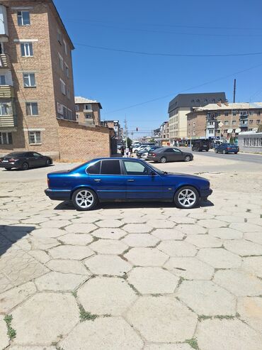 купить бензонасос на ланос 1 5: BMW 5 series GT: 1990 г., 2.5 л, Механика, Бензин, Седан