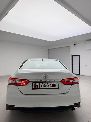 Продажа авто: Toyota Camry: 2021 г., 2.5 л, Автомат, Бензин, Седан — 2