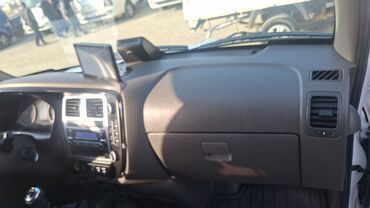 дом на колесах купить бу: Легкий грузовик, Hyundai, 1,5 т, Б/у