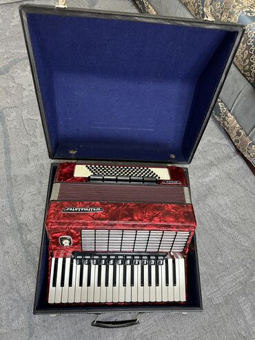 Аккордеоны: Продаю Германские Аккордеон Вельтмейстер стелла Абалы эн жакшы — 2