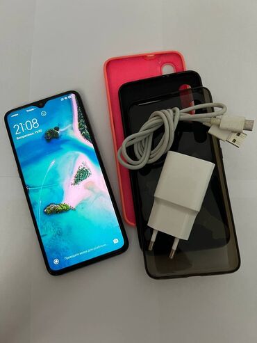 чехол а3: Xiaomi Mi 9 | 128 ГБ | цвет - Черный 
| Зарядное устройство, Защитное стекло, Чехол