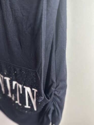 Dəstlər, kostyumlar: Qadın geyim dəsti -geyimlerin her biri 5 manatdl cox yaxsl — 19