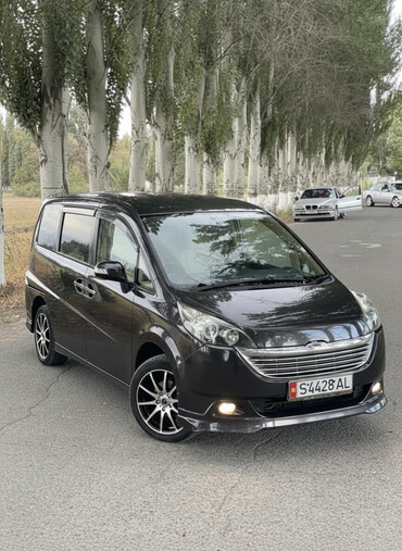 Honda: Honda Stepwgn: 2005 г., 2 л, Автомат, Бензин, Минивэн — 1