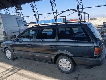 фольксваген пассат 2010: Volkswagen Passat: 1994 г., 2 л, Механика, Бензин, Универсал