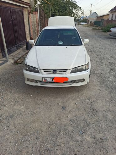 зеркало на машину: Honda Accord: 1999 г., 2 л, Типтроник, Бензин, Седан