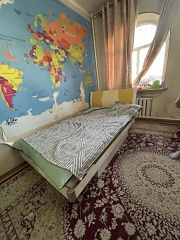 study table: Односпальная кровать, Б/у, С матрасом, длина - 200 см — 2