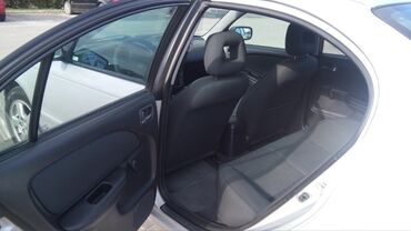 Toyota: Toyota Avensis: 1.6 l. | 2003 έ. Λιμουζίνα — 11