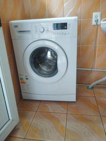 автомат стиральный машина: Стиральная машина Beko, Б/у, Автомат, До 5 кг, Компактная