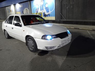 Daewoo: Daewoo Nexia: 2012 г., 1.5 л, Механика, Бензин, Седан