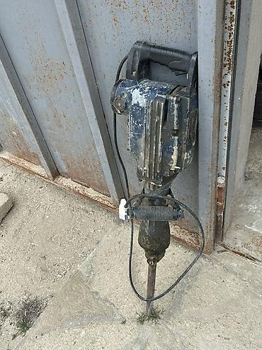 Alətlər: Elektrik qırıcı (betonqıran) – ağır işlər üçün peşəkar model — 1