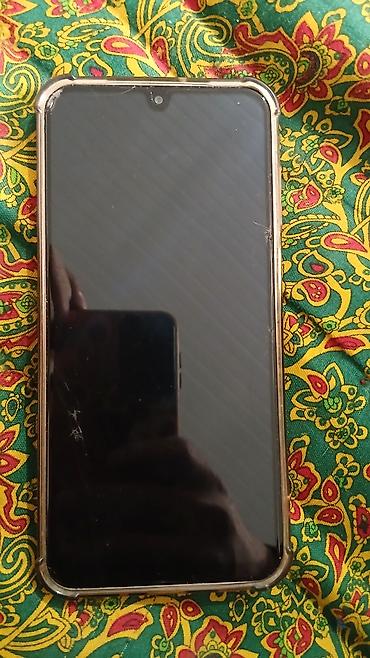 lg k10: Смартфон Samsung Galaxy A17 5G, модель SM-A176E/DS, в серебристом — 2