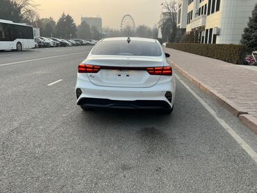 Kia: Kia K3: 2021 г., 1.6 л, Типтроник, Бензин, Седан — 5