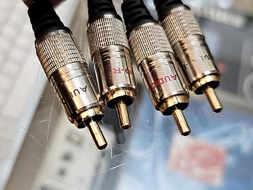 Kablovi i adapteri za kamere: Audio interkonekt kabl – 2x RCA na 2x RCA (stereo) - Tip konektora — 4