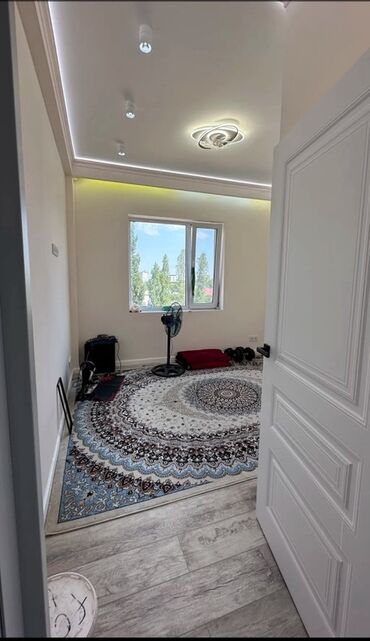 сдаю квартиру чуйкова: 2 бөлмө, 40 кв. м, 3 кабат, Дизайнердик ремонт