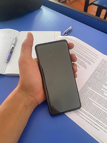 Мобильные телефоны и аксессуары: Xiaomi 13pro 12/256gb Snapdragon 8 Gen 2 изогнутым AMOLED-дисплеем — 9