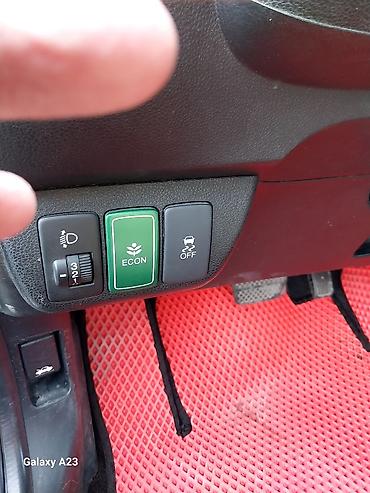 Унаа: Honda Jazz: 2011 г., 1.4 л, Вариатор, Хетчбек — 4