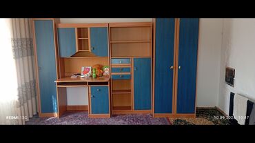 шкаф кухонный: Мебельные гарнитуры для дома: детская/учебная стенка и витринный шкаф