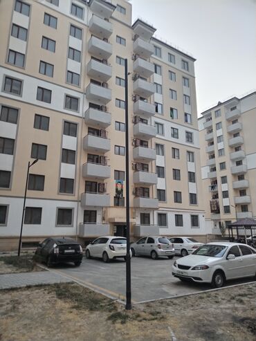 gence makler: Studiya, Yeni tikili, 42 kv. m