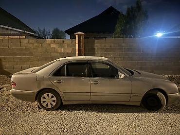 м111 2.0: Mercedes-Benz E-Class: 2001 г., 2.2 л, Автомат, Бензин, Седан — 3