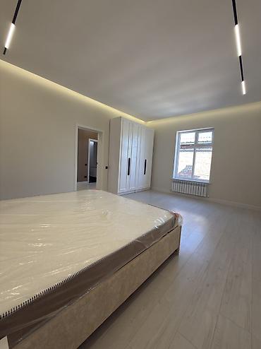 Продажа таунхаусов: 5 комнат, 214 м², Кара-Жыгач ж/м Газ, Электричество, Холодная вода — 14