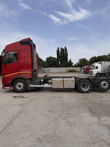 Грузовики: Грузовик, Volvo, 7 т, Б/у — 8