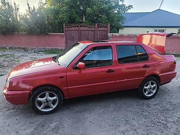 bis vip: Volkswagen Vento: 1995 г., 1.8 л, Механика, Бензин, Седан — 2