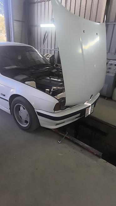 мотор жок: BMW 5 series: 1992 г., 2 л, Кол менен иштөөчү, Бензин, Седан — 4