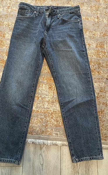 Cinslər: Mavi kişi cins şalvarı – Classic Denim - Model: Klassik kəsim, orta — 4