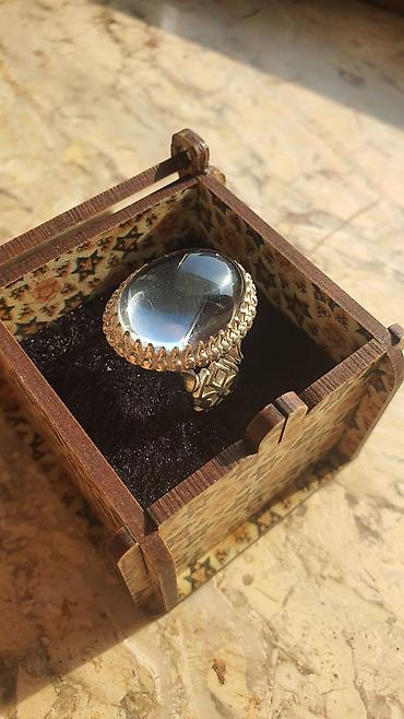 Digər aksesuarlar: Gümüş üzük – iri şəffaf dürrü nəcəf (Quartz) daşlı - Material: gümüş — 1