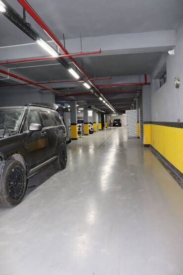 Kommersiya daşınmaz əmlakının satışı: SATILIR!!! Babək prospektində 3000m2 sahəsi olan 3-1də avtoservis — 8