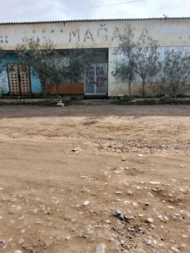 şamaxıda satılan evlər əmlak az: Bu ticarət binası müxtəlif biznes ehtiyacları üçün uyğun geniş bir