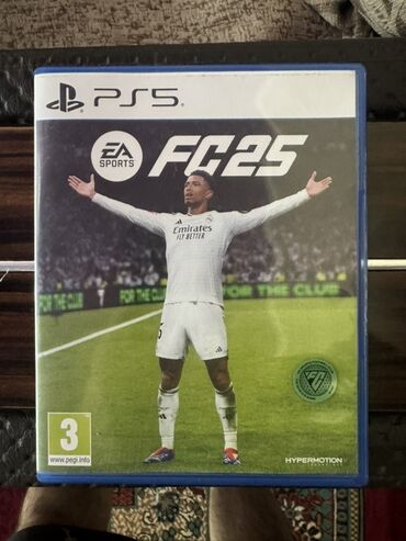 женский диск: Fc 25 диск, в отличном состоянии для ps5, продаю