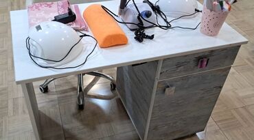 icare gozellik salonu: Tecili salon deyişir diyene satıram dırnaq stolu ela veziyyetde 50