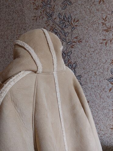 Kürklər: Kürk, PULL&BEAR, M, rəng - Bej -da lalafo.az — 5 Kürklər: Kürk, PULL&BEAR, M, rəng - Bej — 5