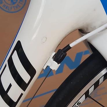 Şosse velosipedləri: Specialized Tarmac – yol velosipedi - Çərçivə: Specialized Tarmac — 10