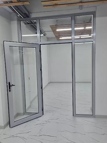 этаж: Сдаю Офисный кабинет: 20 м², В жилом комплексе, С ремонтом, С отдельным санузлом, С парковкой, С высокими потолками — 2