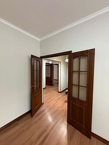 позитив: 4 комнаты, 80 м², Асанбай мкр 105 серия, 1 этаж, Евроремонт — 4
