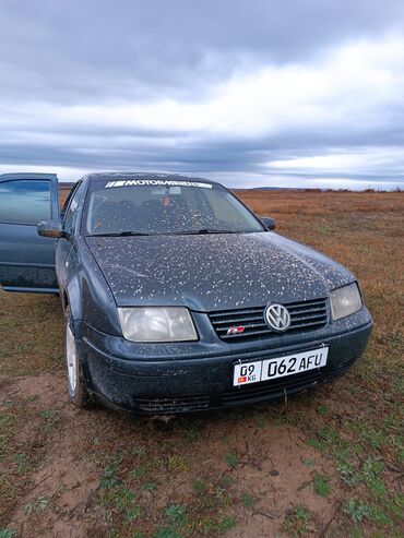 голф жетта: Volkswagen Bora: 2003 г., 2 л, Автомат, Бензин, Седан