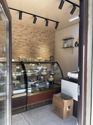 оборудование для пекарня: ПРОДАЕМ ДЕЙСТВУЮЩИЙ МАГАЗИН в мкр Аламедин-1, 12кв, в проходимом