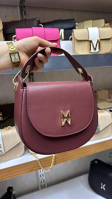 Torbe: Ženska torba „MONA“ – polukružni crossbody/shoulder model - Dizajn — 11