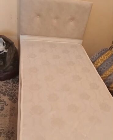 Təknəfərlik çarpayı, Bazasız, Matras ilə, Siyirməsiz