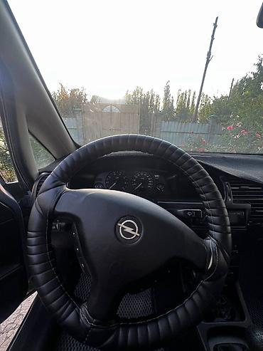 Opel: Opel Zafira: 2001 г., 2.2 л, Механика, Бензин, Минивэн — 12