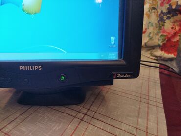 Monitori: Stari retro Philips monitor 107E6 - vintage. Boj malo vuce na crno na lalafo.rs — 7 Monitori: Stari retro Philips monitor 107E6 - vintage. Boj malo vuce na crno — 7